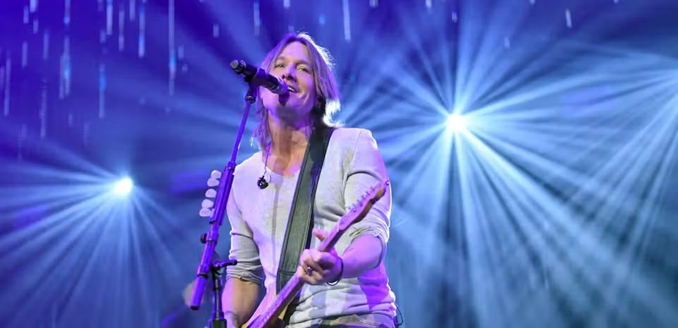 Source image — Keith Urban – BleauLive Theater (Fontainebleau) — Noites: 16, 17 out/2026