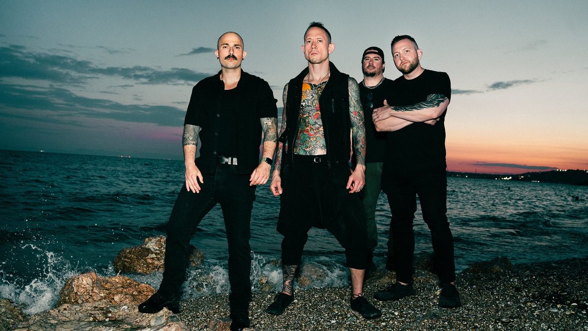 Source image — TRIVIUM: CROWN IN THE GRAVE WORLD TOUR