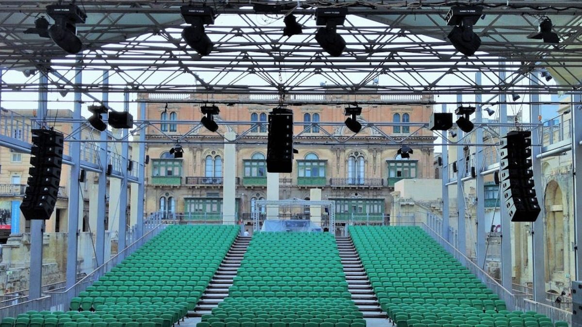Bild der Quelle — Roberto Bolle and Friends 2027 – Arena di Verona Opera Festival