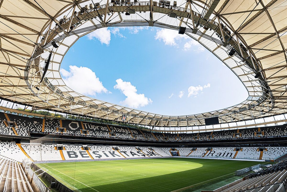 Imagem da fonte — Final da UEFA Conference League — Final 2027 (pode ser transferida para o Novo Estádio de Ancara se ficar pronto)
