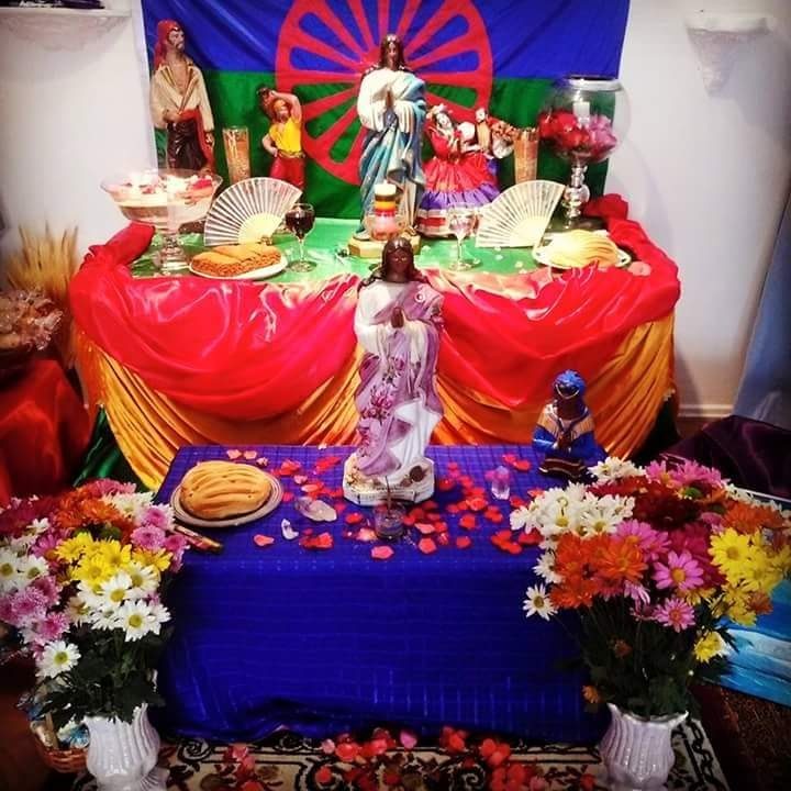 Afbeelding van de bron — Festa em Homenagem N Sra Aparecida - Festa Cigana (Tsara Hanovick)