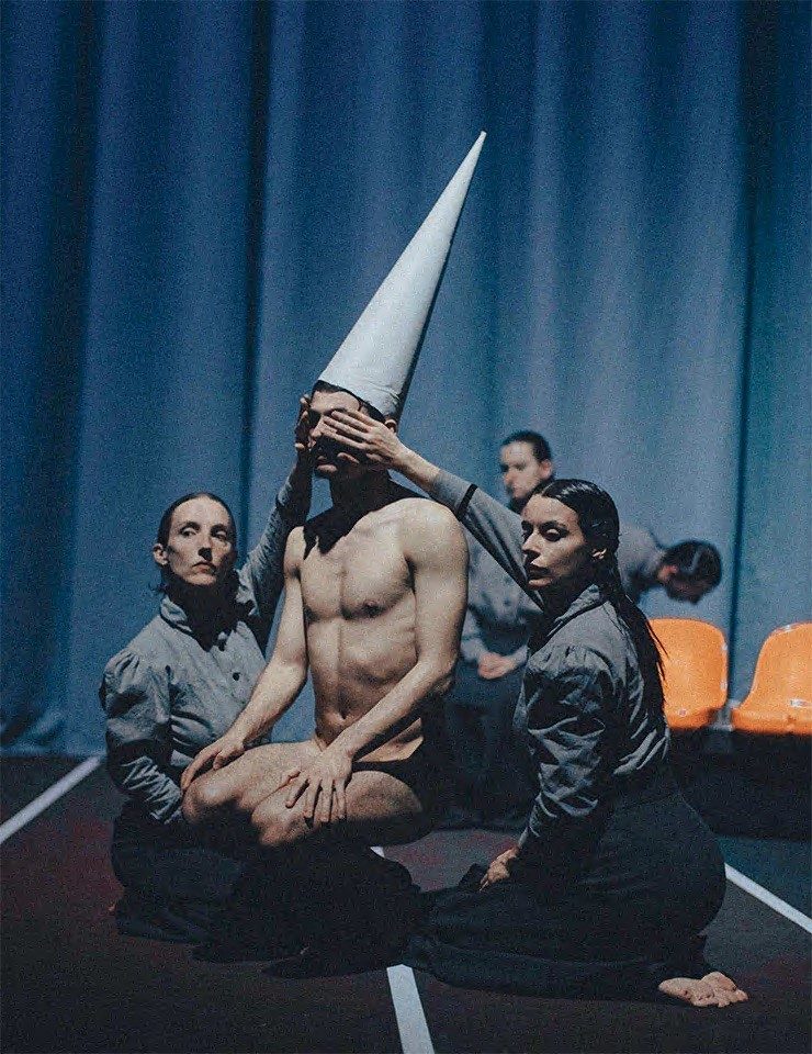 Imagem da fonte — Daniel Matos | A Luminosa Violência da Perfeição