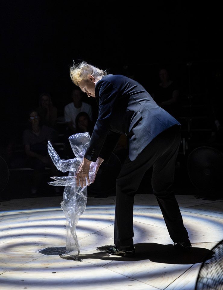 Source image — FIMP 2026 / Phia Ménard / Compagnie Non Nova