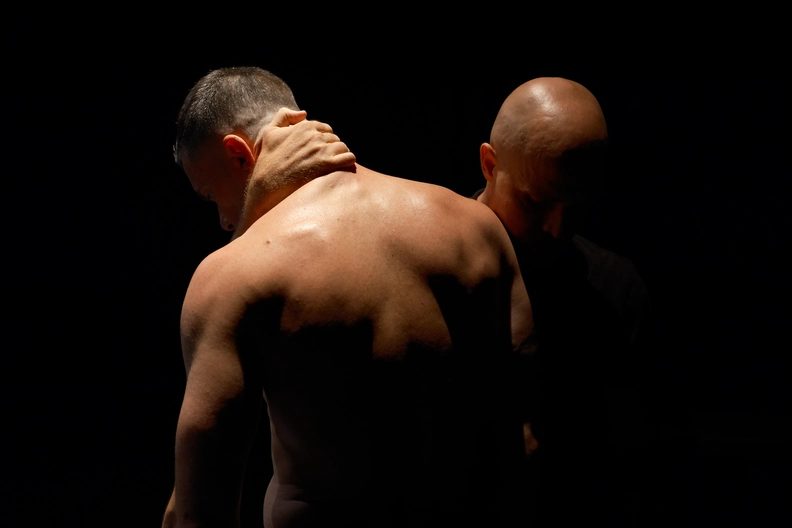Bild der Quelle — THE SHAPE OF A MAN