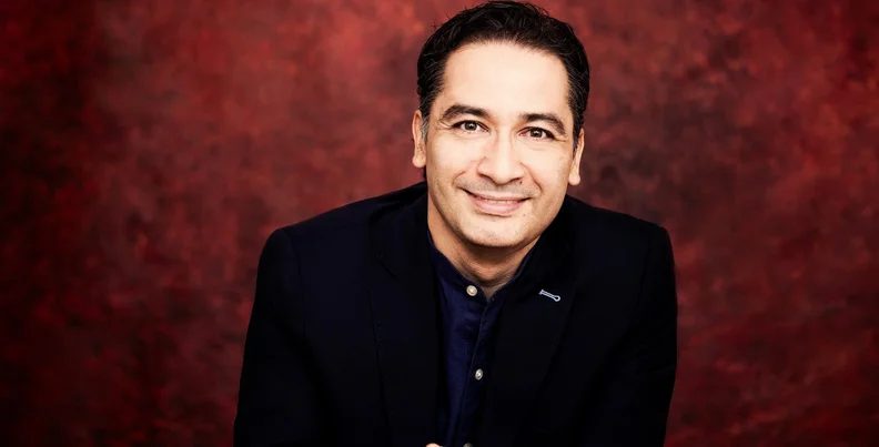 Bild der Quelle — Kirill Gerstein, Andrés Orozco-Estrada and the Chamber Orchestra of Europe with Beethoven and Schumann