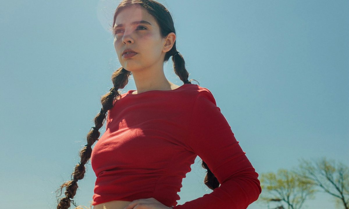 出典の画像 — Ana Lua Caiano
