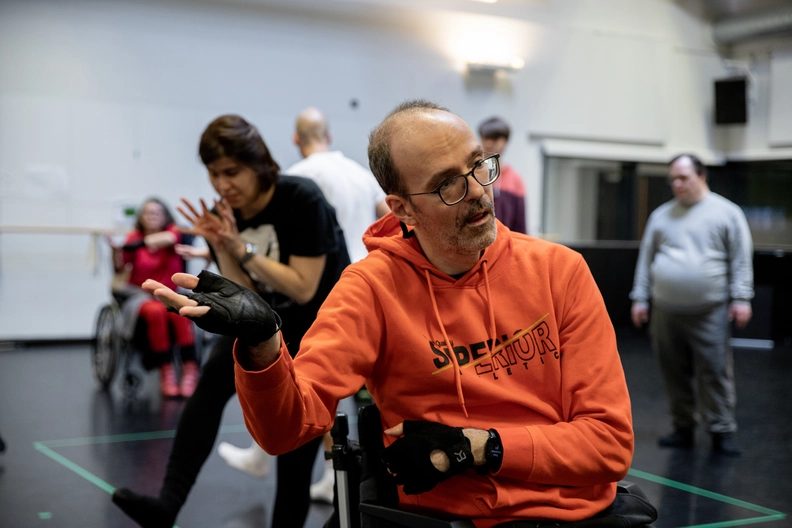 Image de la source — May Fall – Offener Tanzworkshop