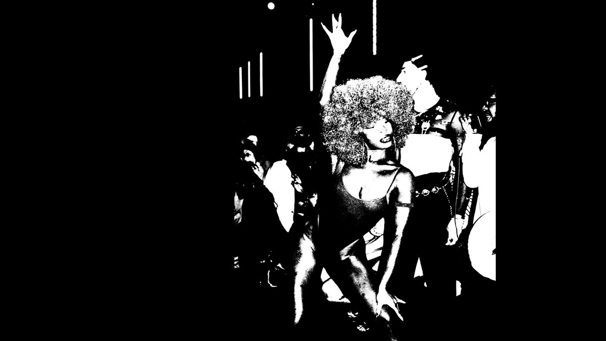 Imagem da fonte — All Black Kiki Ball