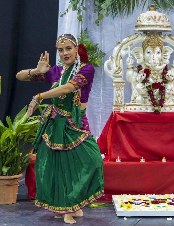 Imagem da fonte — Oficina de Introdução ao Bharatanatyam