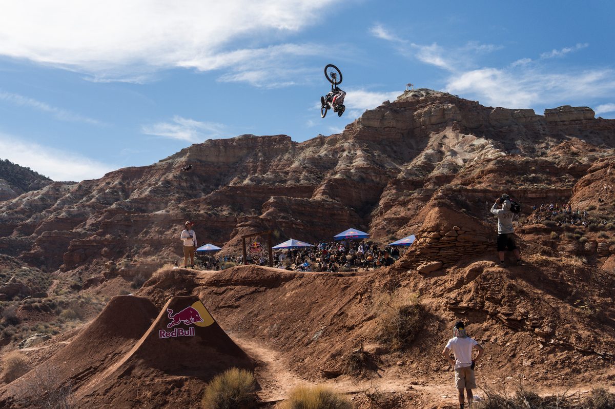 Imagem da fonte — Red Bull Rampage 2026 (25 anos) – feminino 8/out, masculino 10/out