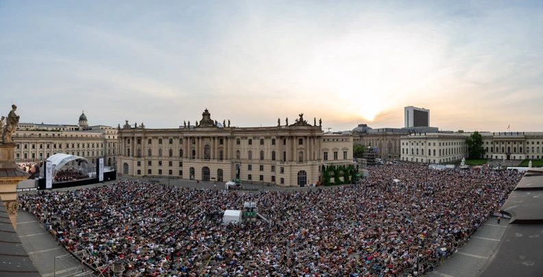 出典の画像 — Staatsoper für alle - Live broadcast: Die Zarenbraut